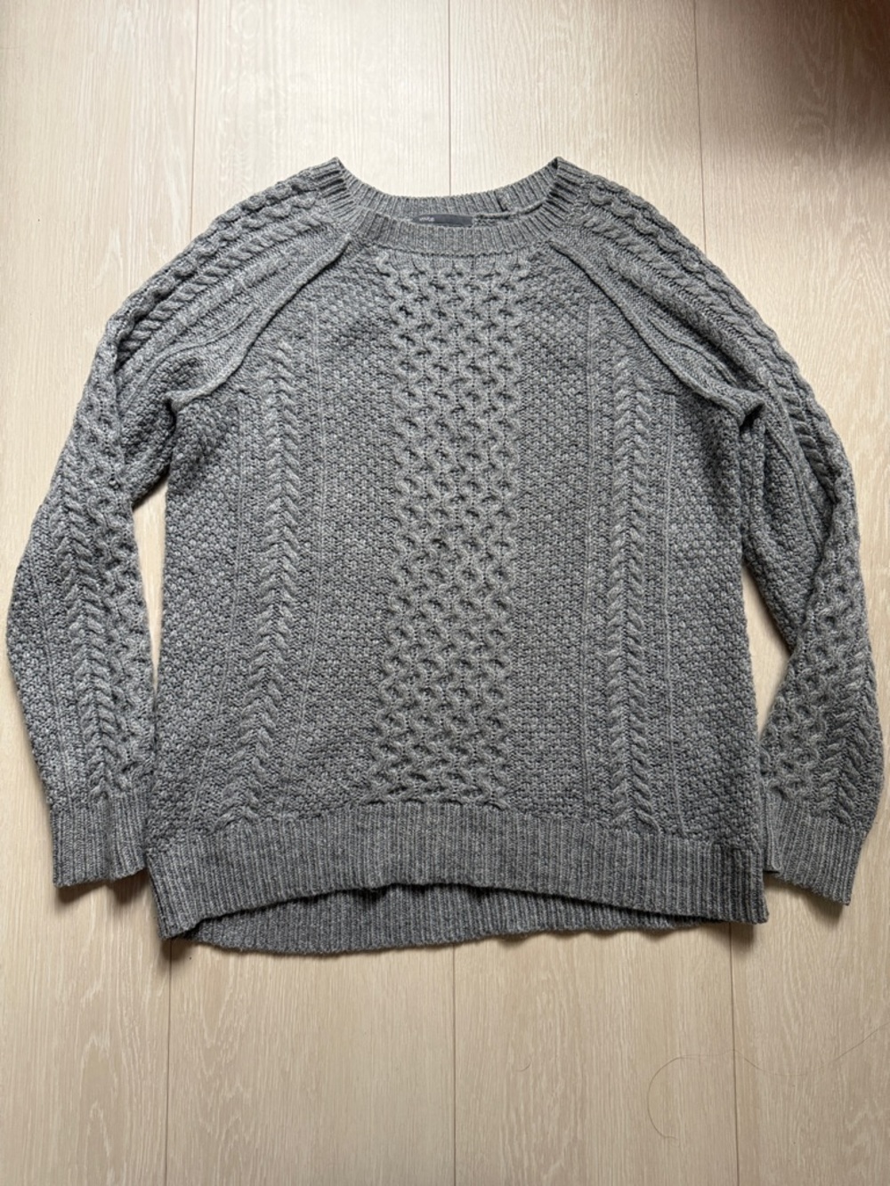 Vince Gray Cable-Knit Wool Alpaca Camel Blend Turtleneck Sweater - Picture 4 of 11